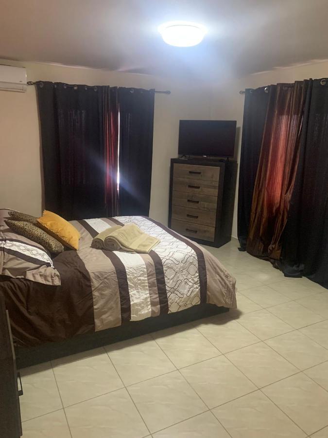 Omira Apartment Suites וילמסטאד מראה חיצוני תמונה