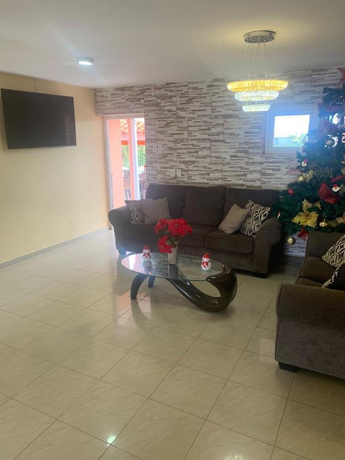 Omira Apartment Suites וילמסטאד מראה חיצוני תמונה