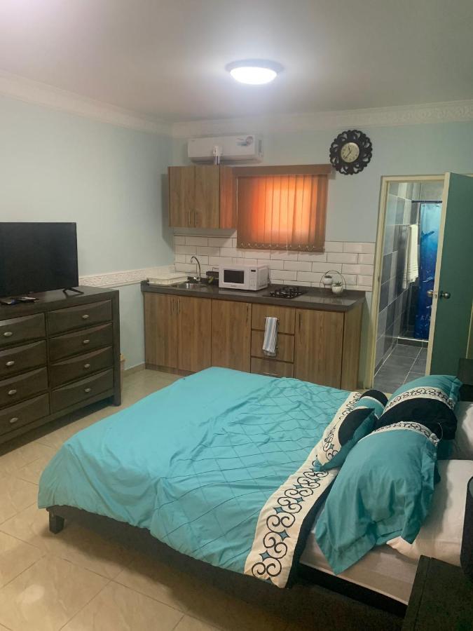 Omira Apartment Suites וילמסטאד מראה חיצוני תמונה