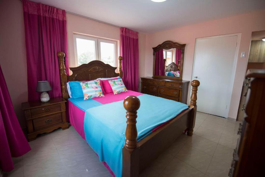 Omira Apartment Suites וילמסטאד מראה חיצוני תמונה
